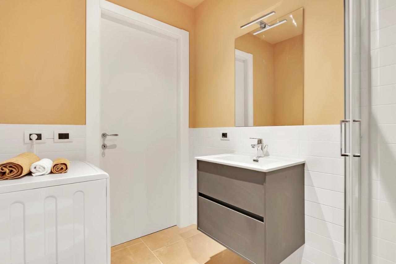 Апартаменты Alessia'S Flat- Naviglio Grande Буччинаско Экстерьер фото