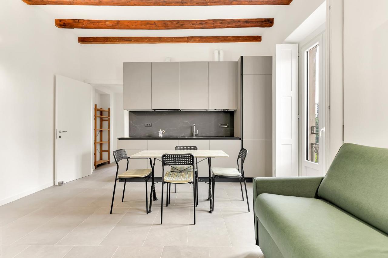 Апартаменты Alessia'S Flat- Naviglio Grande Буччинаско Экстерьер фото