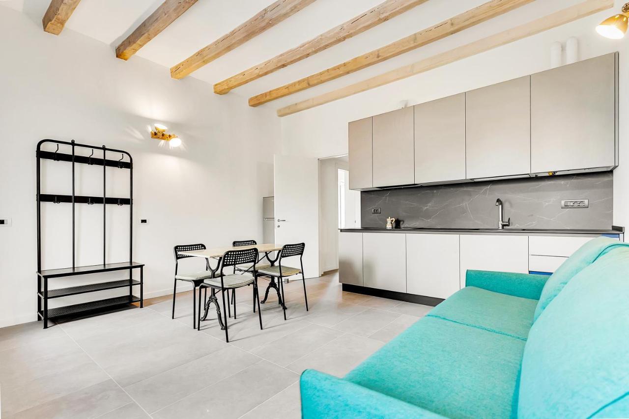 Апартаменты Alessia'S Flat- Naviglio Grande Буччинаско Экстерьер фото